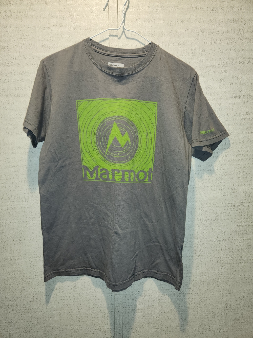 Marmot Men's Gray T‑Shirt with Green Logo